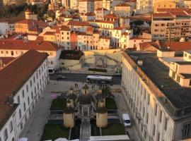 NN Guest House, hotell i Coimbra