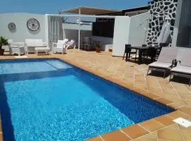 Las Arecas Mansion
