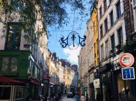 Appartement Héloïse, le charme du Vieux-Lille, отель в Лилле, рядом находится Musée des Canonniers de Lille