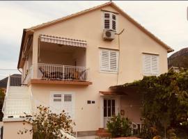 Anita Guest House, hotel in Tivat