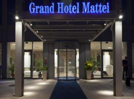 Grand Hotel Mattei, hotel en Rávena