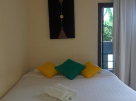 Classic home, guest house in Bang Tao Beach