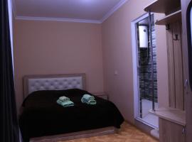 Inga Jafaridze Guesthouse Pele, hotel in Mestia