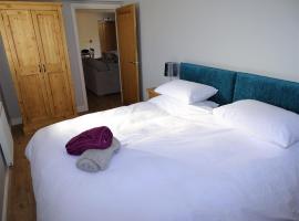 The Barn, Wolds Way Holiday Cottages, 2 bed ground floor, hotel en Cottingham