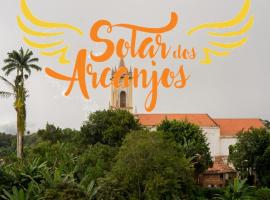 Suites Solar dos Arcanjos Guaramiranga, pet-friendly hotel in Guaramiranga