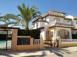 Luxury and comfort in La Marina, with sea views at El Pinet beach, villa in La Marina