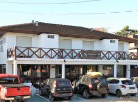 Hotel Tiburones Club, hotel in Villa Gesell
