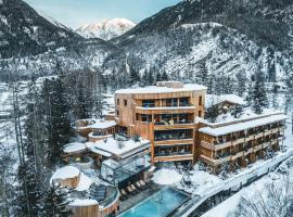 Naturhotel Waldklause, hotel v Längenfeldu
