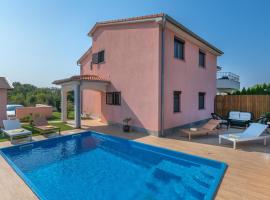 Ferienhaus Mary, hotel v destinaci Ližnjan