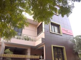 Udee's Homestay, self catering accommodation in Agra