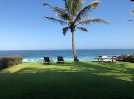 2 Marichel Beachfront Condo, hotel in Ballito