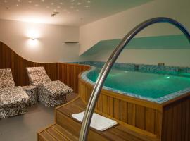 Hotel Aurel, hotell Podgoricas lennujaama Podgorica lennujaam - TGD lähedal