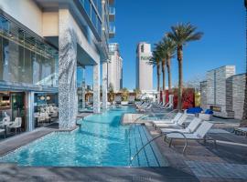 Palms Place Hotel and Spa โรงแรมที่West of the Las Vegas Stripในลาสเวกัส