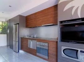 Aqua Apartment 3