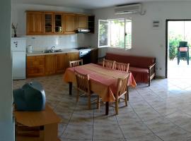 Apartmani Sandro, hotell i Ivan Dolac