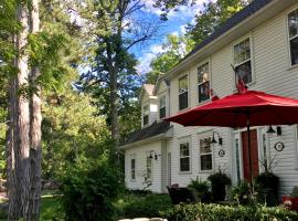 Darlington House Bed and Breakfast: Niagara on the Lake şehrinde bir otel