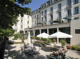 HOTEL CERISE - LES SOURCES Luxeuil-les-Bains, hotell i Luxeuil-les-Bains