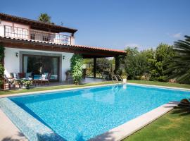 Villa Mertcan by Important Group Travel, vila di Yalikavak