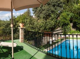 Cortijo La Algallumbilla, hôtel à Carcabuey