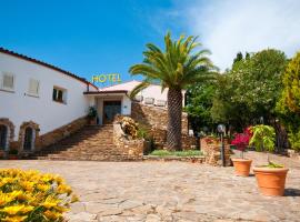 Hotel L'Aragosta: La Caletta'da bir otel
