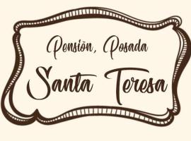 Pensión Santa Teresa, гостьовий будинок у місті Villanueva de la Jara