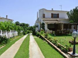 Villa Nicanda- 100 MT dal mare- giardino, hotell i Porto Columbu - Perdʼe Sali