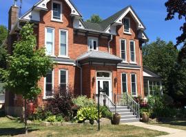 Seaway Manor B&B: Gananoque şehrinde bir ucuz otel