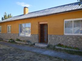 Hostal y Cabañas Vientos del Sur, hostel em Puerto Ingeniero Ibáñez