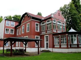 BF Hotel, hotel u gradu Balatonfoldvar