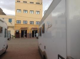 Hotel El ghazi, hotel en Tarfaya