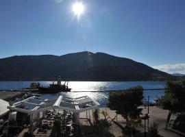 Porto Arimar Hotel, hotell i Antikyra