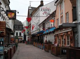 Dancenter Hotel Jomfru Ane, hotel with parking in Aalborg