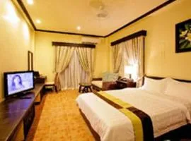 Hanamitsu Hotel & Spa