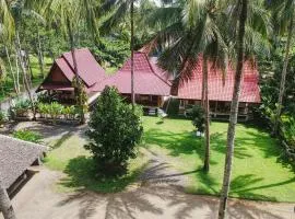 Sadati Home Stay,  in Batukaras