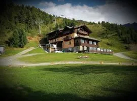 Chalet Dei Rododendri