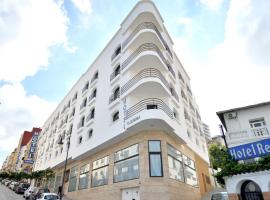 Hotel El Djenina, hotell i Tanger