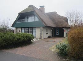 Reetkate am Meer, vacation rental in Stinteck