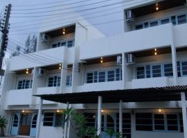 Albatross Guesthouse @ Thungwualaen Beach, penzion v destinaci Pathiu
