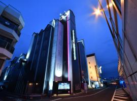 Hotel agehA cinq boutique (Adult Only), готель для побачень у місті Окаяма