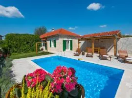 Holiday home Ana national park Krka