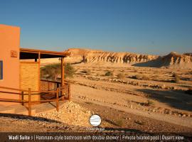 Zman Arava, cabin in Zuqim