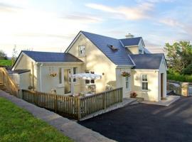 1 Clancy Cottages, casa vacanze a Kilkieran