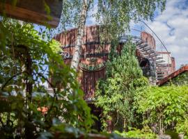 Poziomka, hotel with hot tubs in Kujan