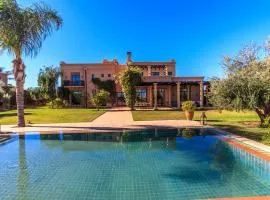 Villa 69 Samanah Golf Country Club