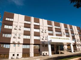 Laranjeiras Palace Hotel, hotel with parking in Laranjeiras do Sul