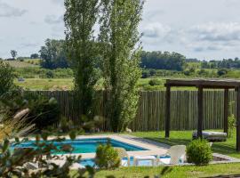 Hotel Juana de Ibarbourou、メロにあるEstación Bañado de Medinaの周辺ホテル