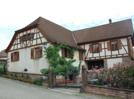 Gîte "AU CADRAN SOLAIRE", casa de temporada em Triembach-au-Val