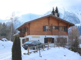 Chalet Charming, logement avec cuisine à Grächen