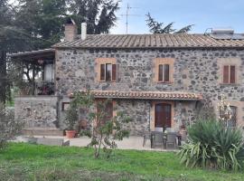 B&B Il Cardellino, hotel con estacionamiento en Porano