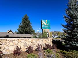 Quality Inn near Rocky Mountain National Park，埃斯蒂斯帕克的旅館